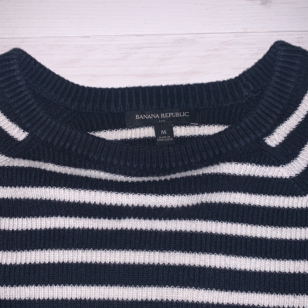 Banana republic sweater - Picture 3 of 3